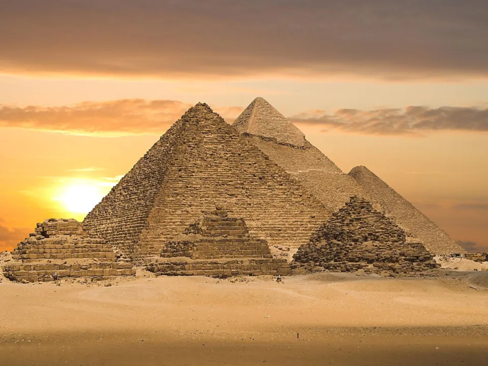 Backdrop artwork for Big Karnak