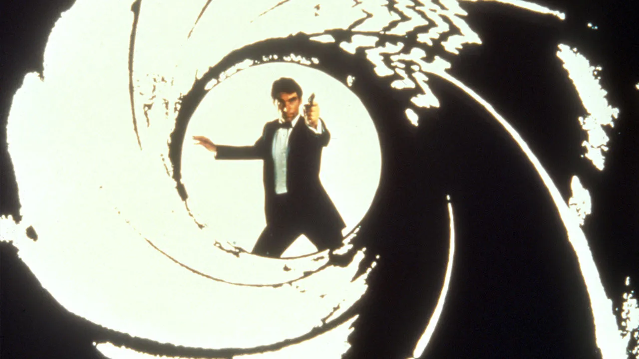 Backdrop artwork for James Bond 007