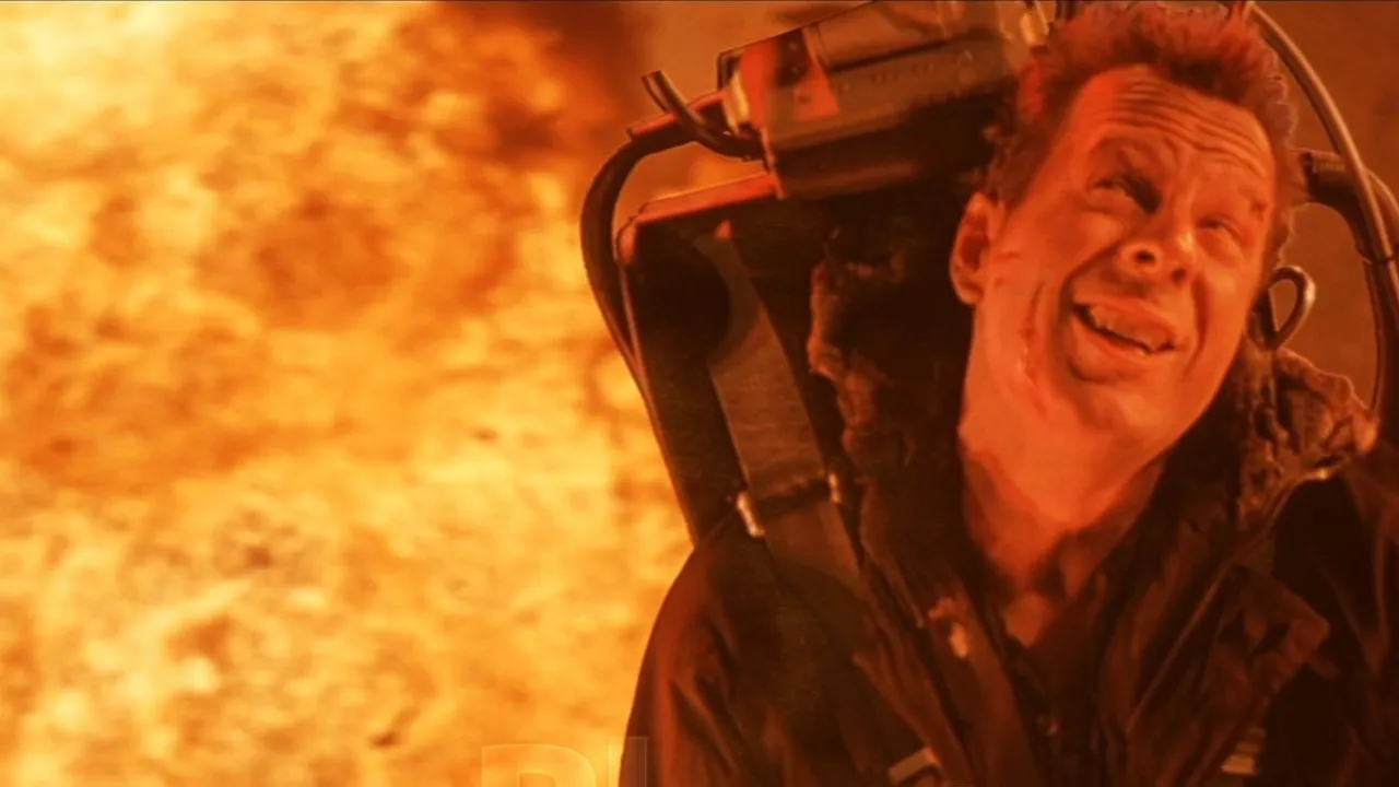 Backdrop artwork for Die Hard 2: Die Harder