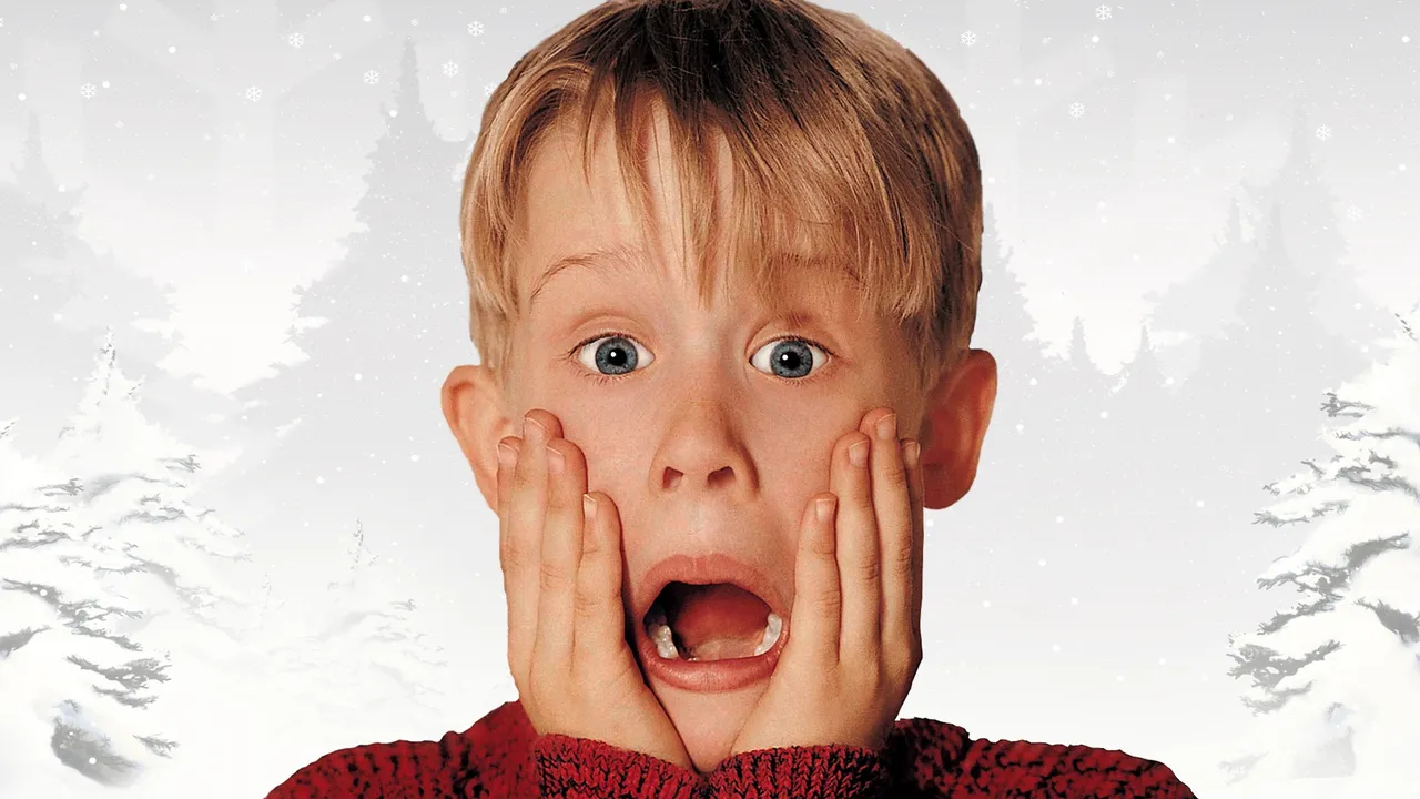 Backdrop artwork for Home Alone