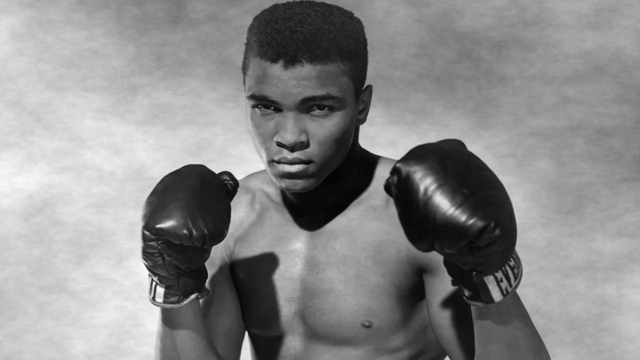Backdrop artwork for Greatest Heavyweights