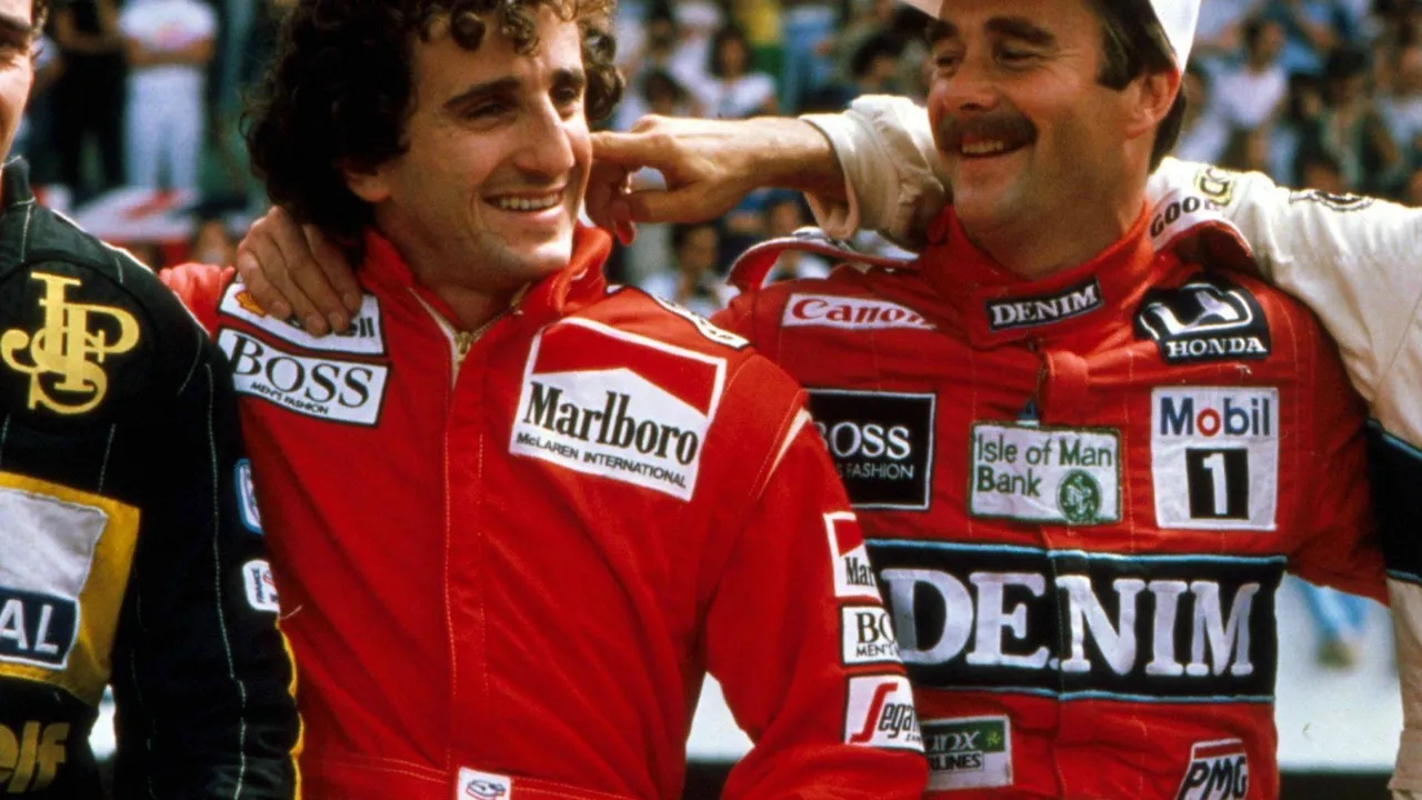 Backdrop artwork for Nigel Mansell's World Championship Racing