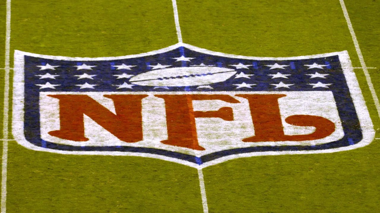 Backdrop artwork for Tecmo Super Bowl II: Special Edition