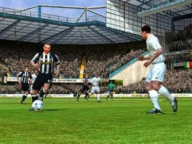 Backdrop artwork for FIFA Soccer 2004