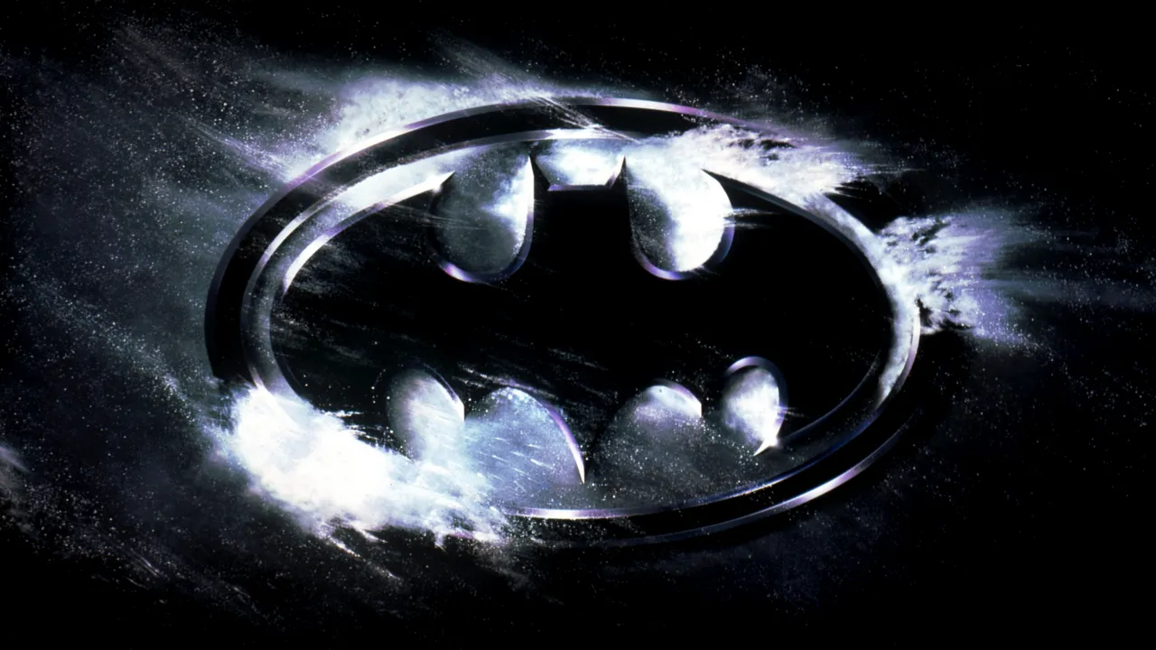 Backdrop artwork for Batman Returns