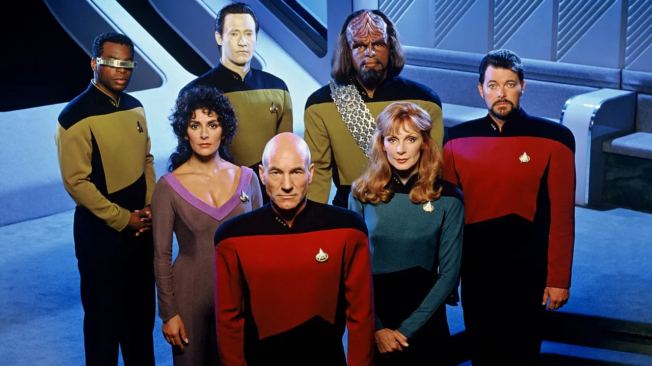Backdrop artwork for Star Trek: The Next Generation - Future's Past